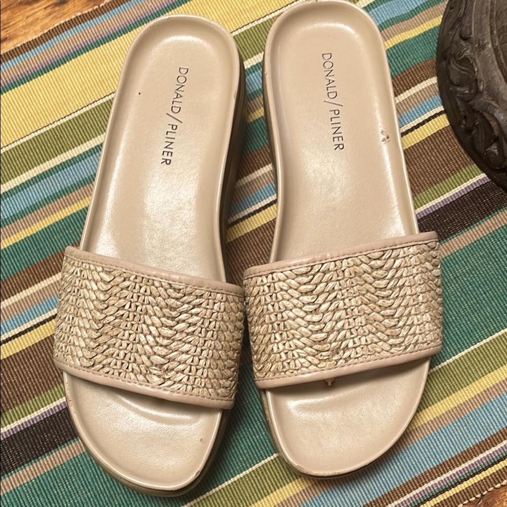 Donald J. Pliner Beige Woven Slide Sandals